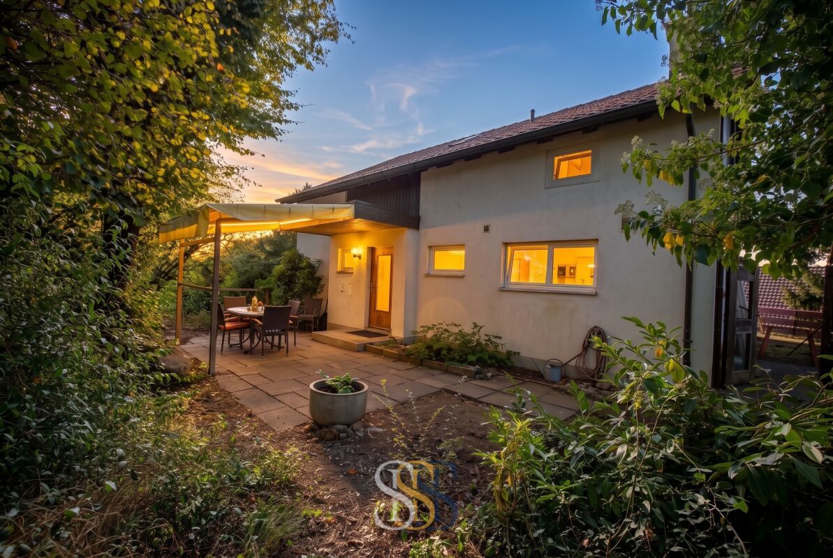 Charmantes Einfamilienhaus mit Weitblick und grossem Garten