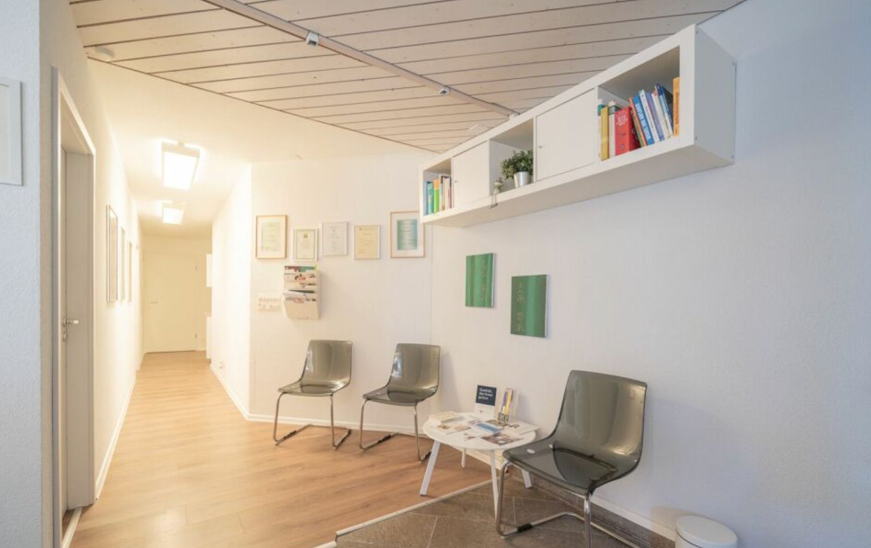 100m² Gewerbe, Praxis oder Büro Fruthwilen